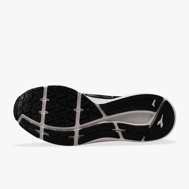 SCARPA DA CORSA DA UOMO DIADORA KURUKA 5 NERA Tecnica Sport