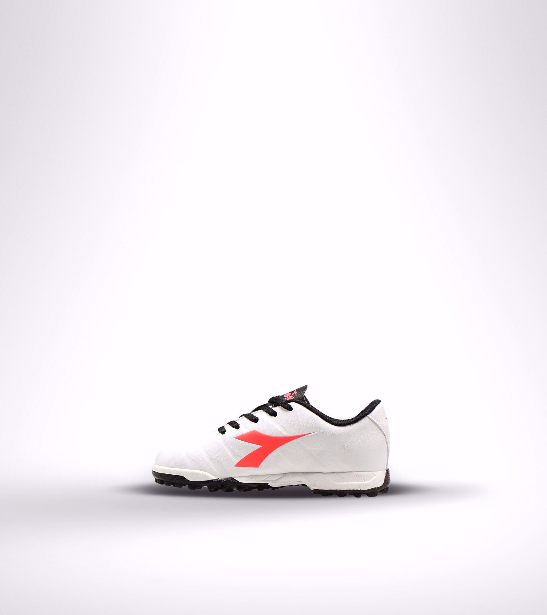 SCARPA DA CALCIO JUNIOR DIADORA PICHICHI 3 TF BIANCA CON LOGO ROSA SALMONE Tecnica Sport