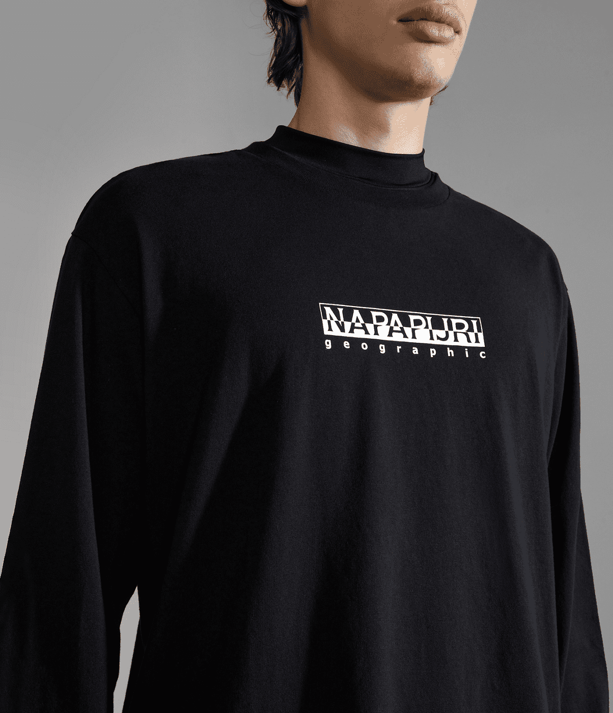 送料込★NAPAPIJRI★ S-Box 3 長袖Tシャツ NAPAPIJRI T-shirt a manica lunga Box Nero S : Amazon.it: Moda